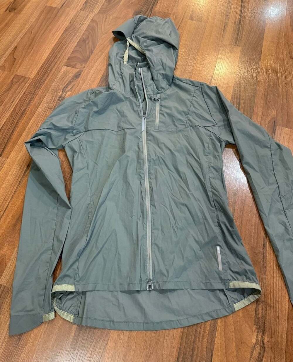 REI Co-op Wind Jacket Size XSmall Green Hooded Full Zip Lightweight